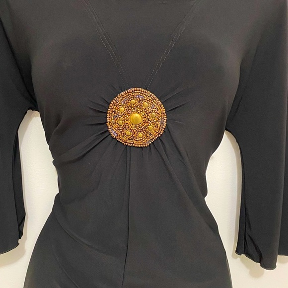 Saint Tropez West NWOT Flowing top with emblem. Polyester and spandex - Picture 2 of 8